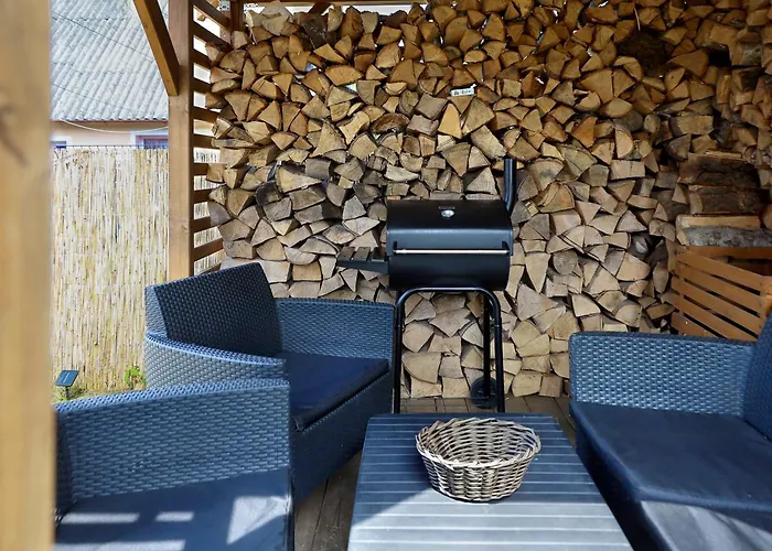 Rybaka - Wygodny Dom Z Podworkiem Łeba